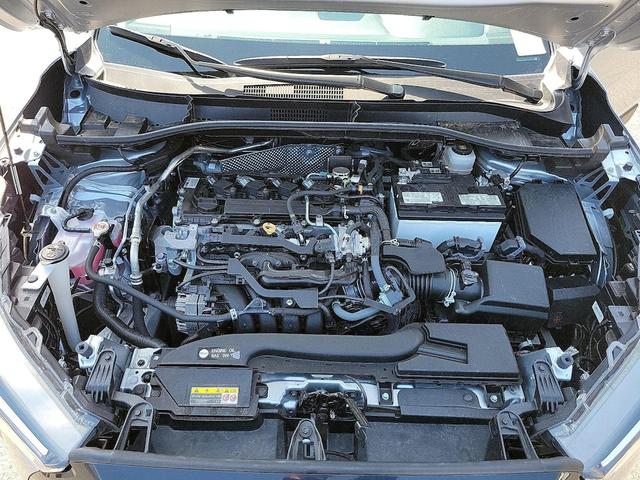 Photo of 2022 Silver Toyota Corolla Cross