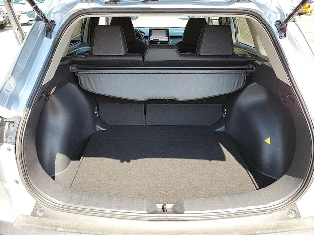 Photo of 2022 Silver Toyota Corolla Cross