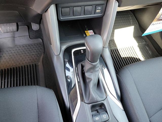 Photo of 2022 Silver Toyota Corolla Cross