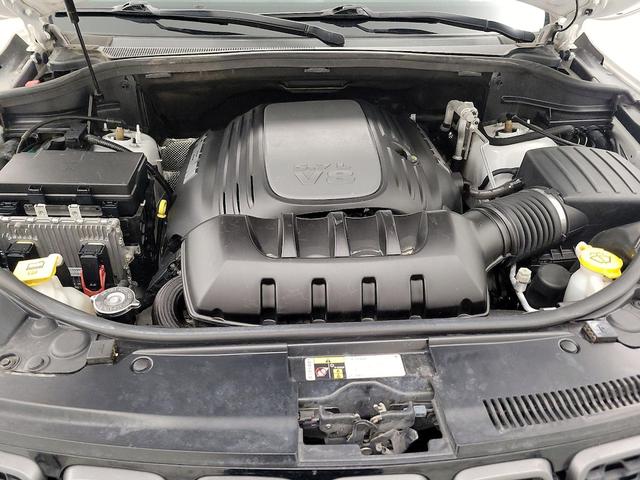 Photo of 2018 White Jeep Grand Cherokee