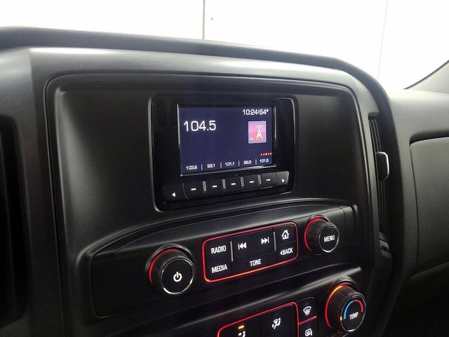 Photo of 2015 White GMC Sierra 1500