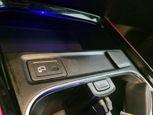 Photo of 2021 Black Mercedes-Benz GLB 250