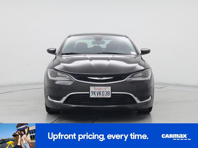 Photo of 2015 Gray Chrysler 200