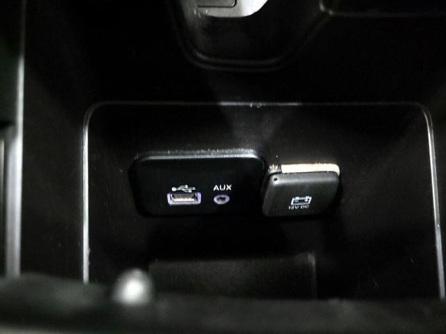 Photo of 2015 Gray Chrysler 200