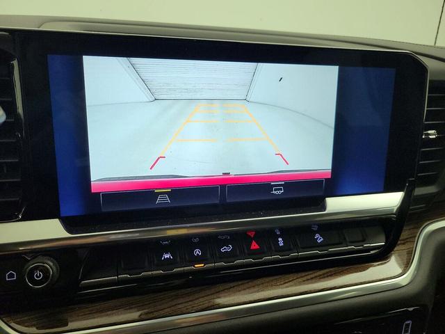 Photo of 2022 Red Chevrolet Silverado 1500