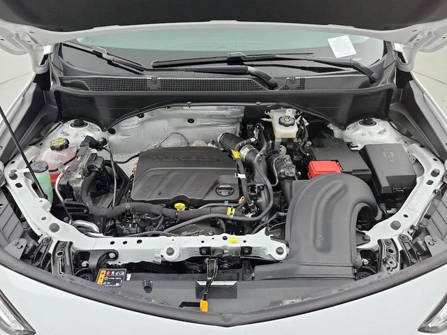 Photo of 2025 White Buick Encore GX