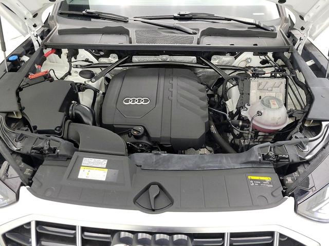 Photo of 2021 White Audi Q5