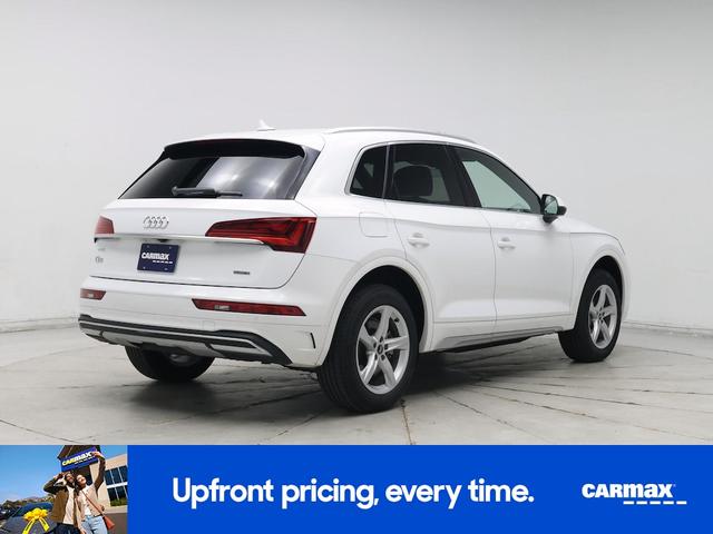 Photo of 2021 White Audi Q5