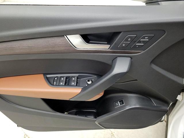 Photo of 2021 White Audi Q5