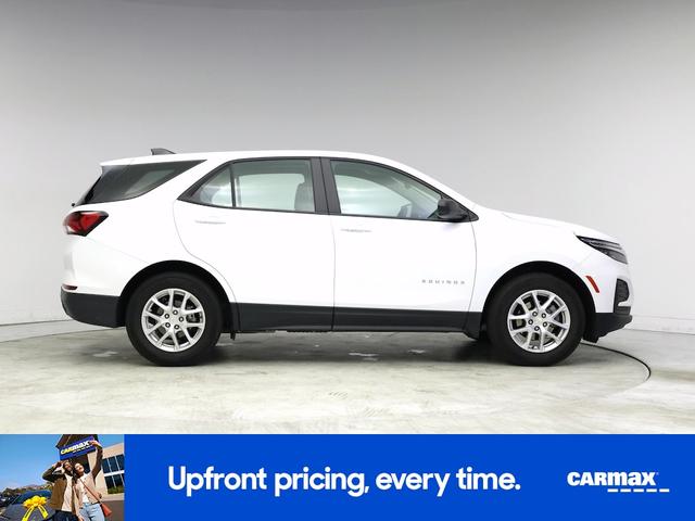 Photo of 2024 White Chevrolet Equinox
