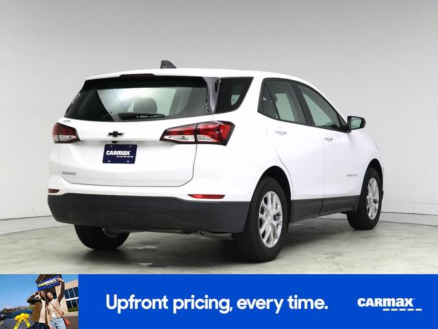 Photo of 2024 White Chevrolet Equinox