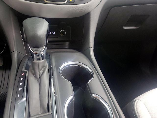 Photo of 2024 White Chevrolet Equinox