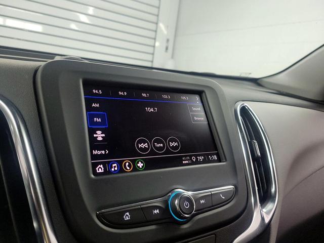 Photo of 2024 White Chevrolet Equinox