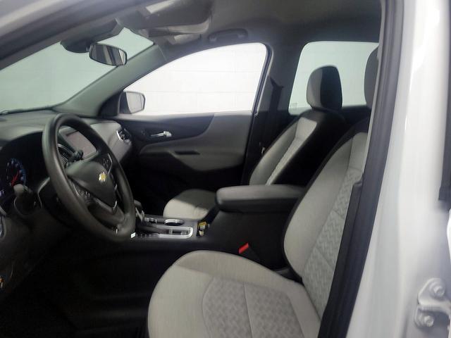 Photo of 2024 White Chevrolet Equinox