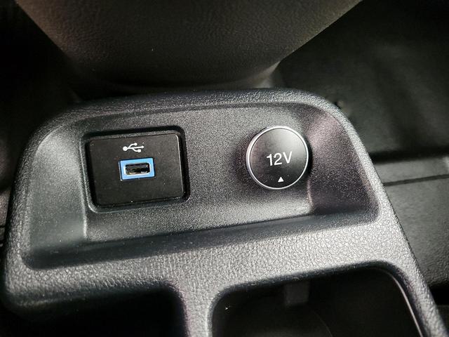 Photo of 2019 White Ford Transit Connect