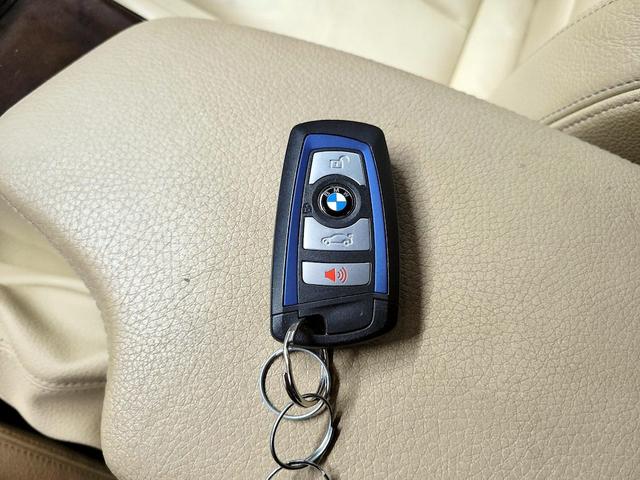 Photo of 2019 Blue BMW 440