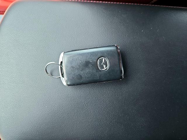 Photo of 2024 Gray Mazda Mazda3