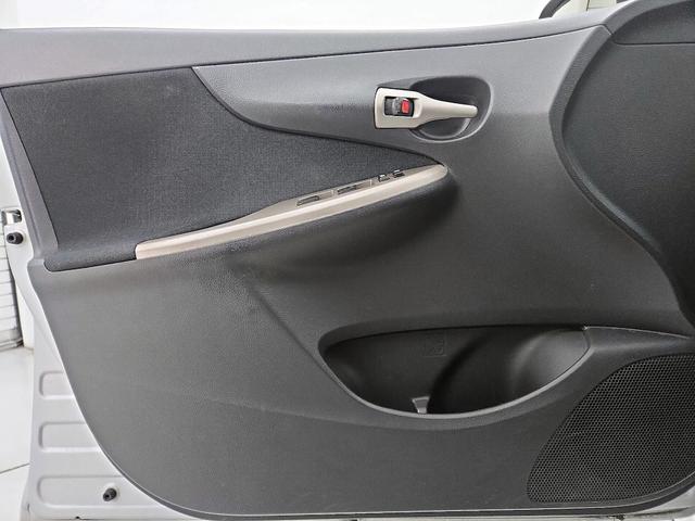 Photo of 2013 Silver Toyota Corolla