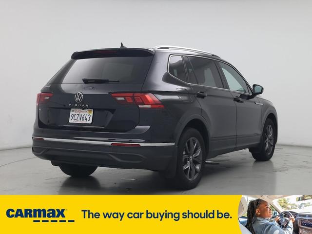 Photo of 2022 Black Volkswagen Tiguan