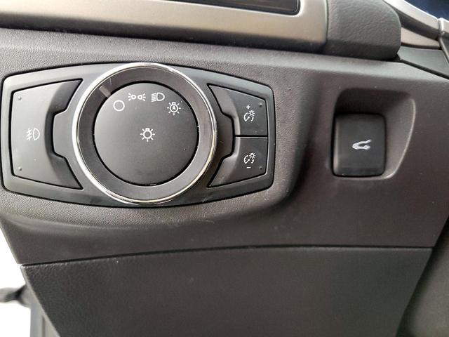 Photo of 2014 White Ford Fusion Energi