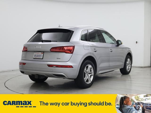 Photo of 2019 Silver Audi Q5