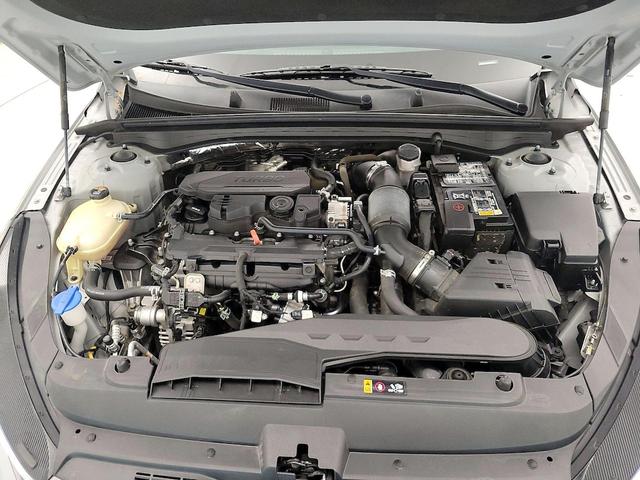 Photo of 2022 Gray Kia K5