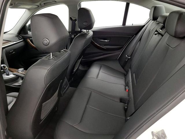 Photo of 2015 White BMW 328