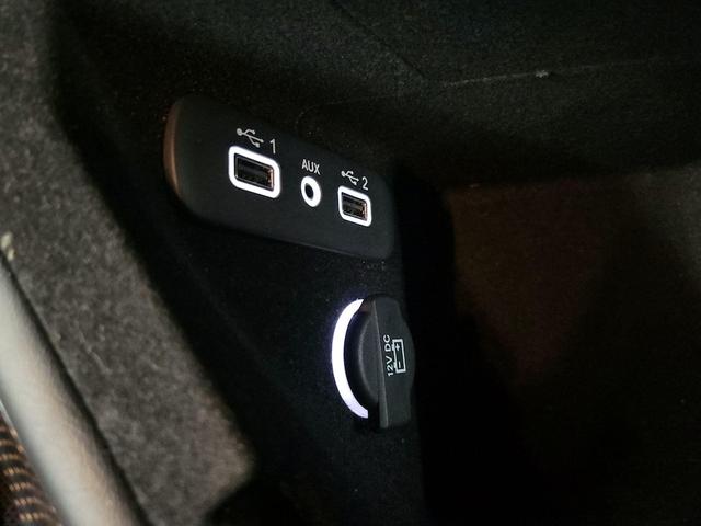 Photo of 2020 Green Dodge Challenger