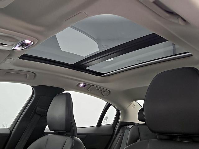 Photo of 2021 Gray Volvo S60