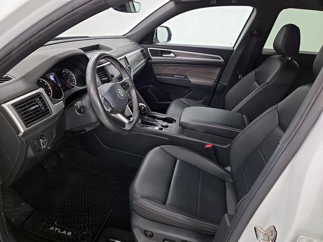 Photo of 2021 White Volkswagen Atlas Cross Sport
