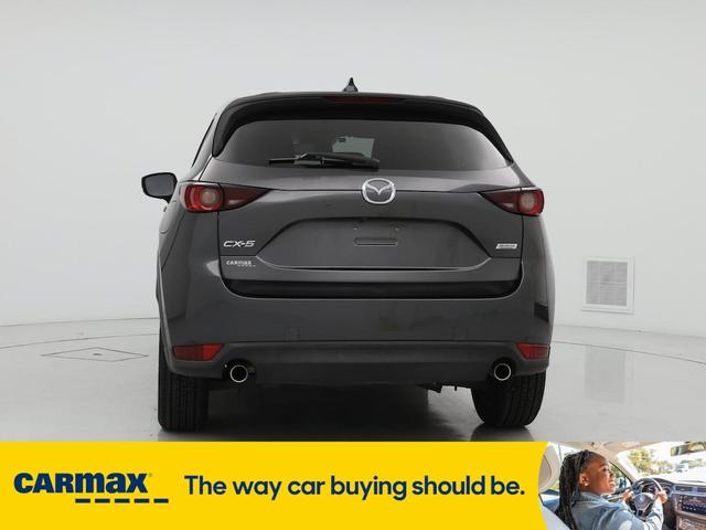 Photo of 2018 Gray Mazda CX-5