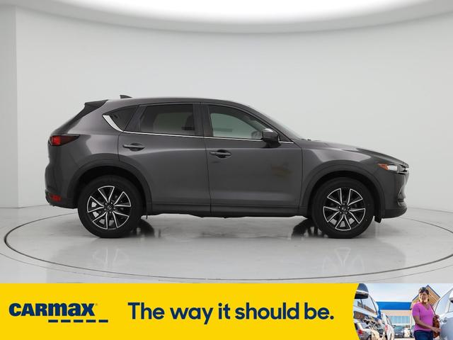 Photo of 2018 Gray Mazda CX-5