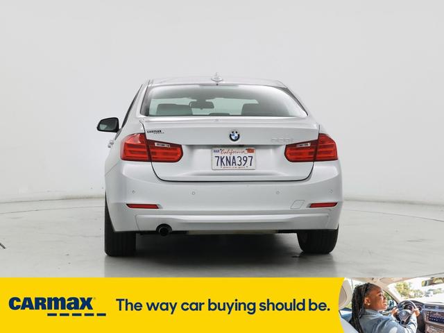 Photo of 2015 Silver BMW 320