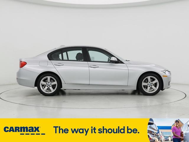 Photo of 2015 Silver BMW 320