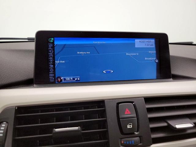 Photo of 2015 Silver BMW 320