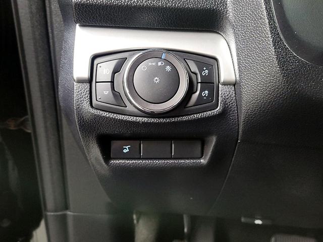 Photo of 2017 Black Ford Explorer