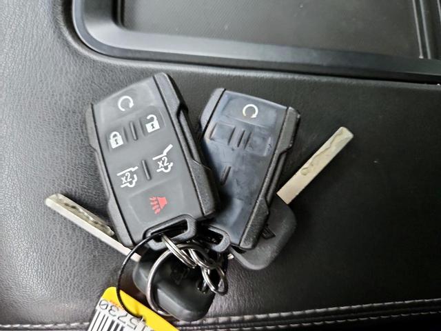 Photo of 2017 Gray Chevrolet Tahoe
