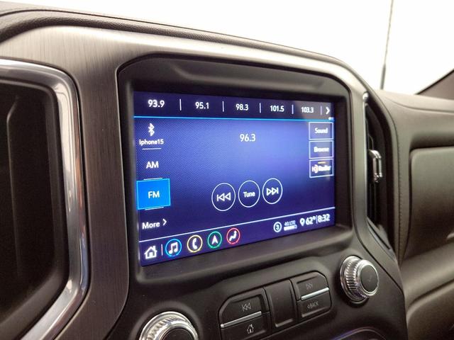 Photo of 2020 White GMC Sierra 2500