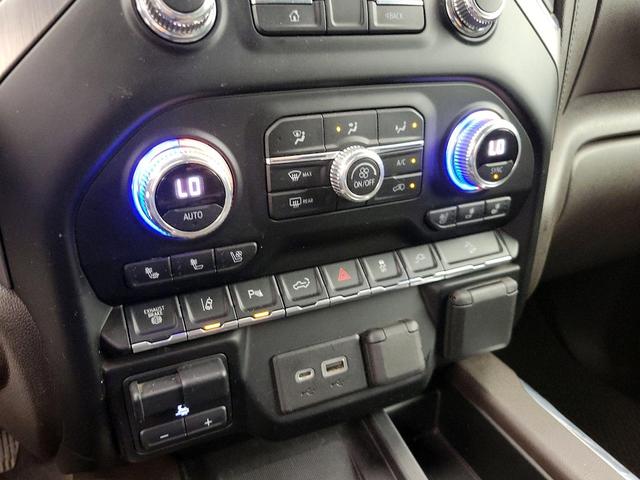 Photo of 2020 White GMC Sierra 2500