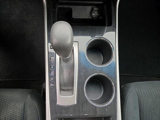 Photo of 2014 Silver Nissan Altima