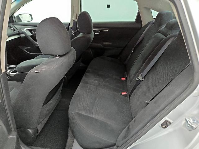 Photo of 2014 Silver Nissan Altima