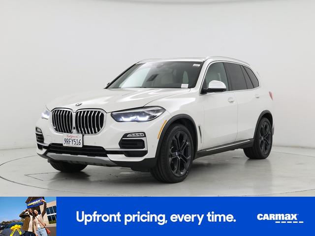 Photo of 2019 White BMW X5
