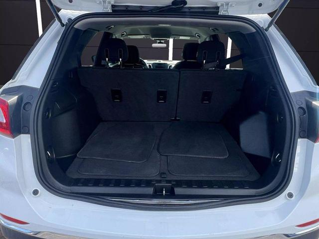 Photo of 2020 White Chevrolet Equinox