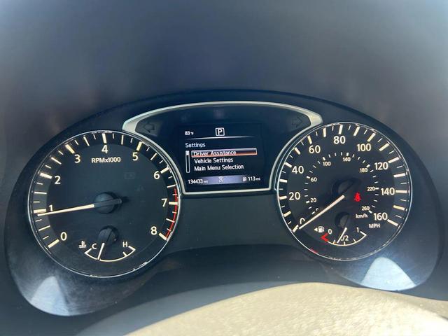 Photo of 2018 Super Black Nissan Altima