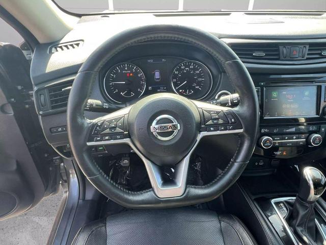 Photo of 2018 Gun Metallic Nissan Rogue