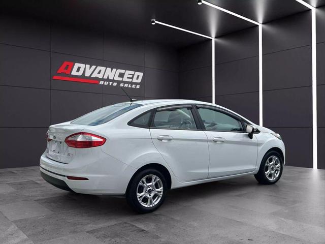 Photo of 2016 White Ford Fiesta