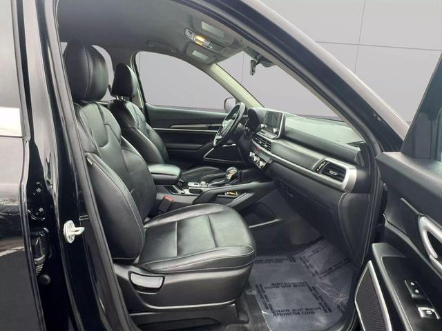 Photo of 2020 Ebony Black Kia Telluride