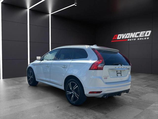 Photo of 2017 Crystal White Pearl Metallic Volvo XC60