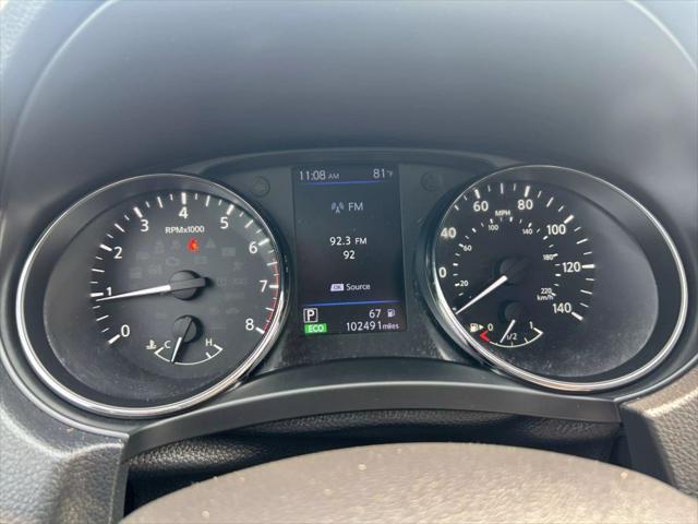 Photo of 2018 Caspian Blue Nissan Rogue