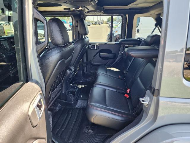 Photo of 2021 Gray Jeep Wrangler Unlimited